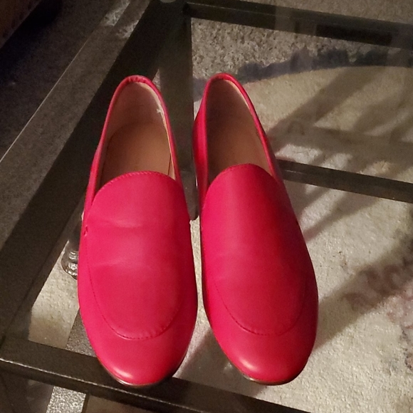 Shoes - Picture 1 of 3